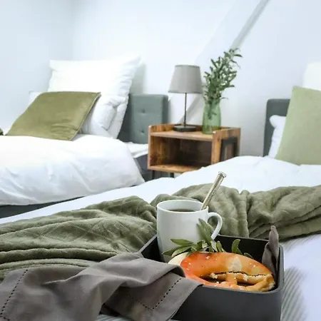 Apartment Fachwerkcharme: Wohnen In Grosser Maisonettwohnung